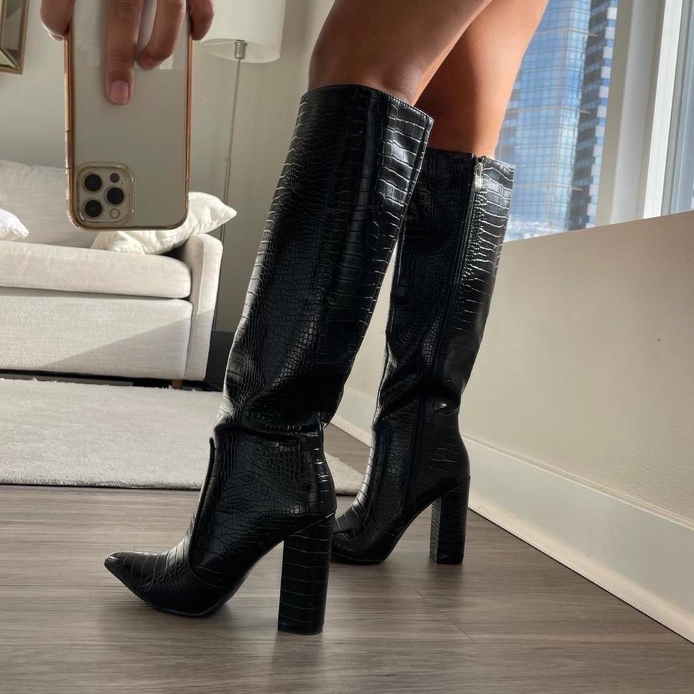 EGO Knee High Black Boots US 6